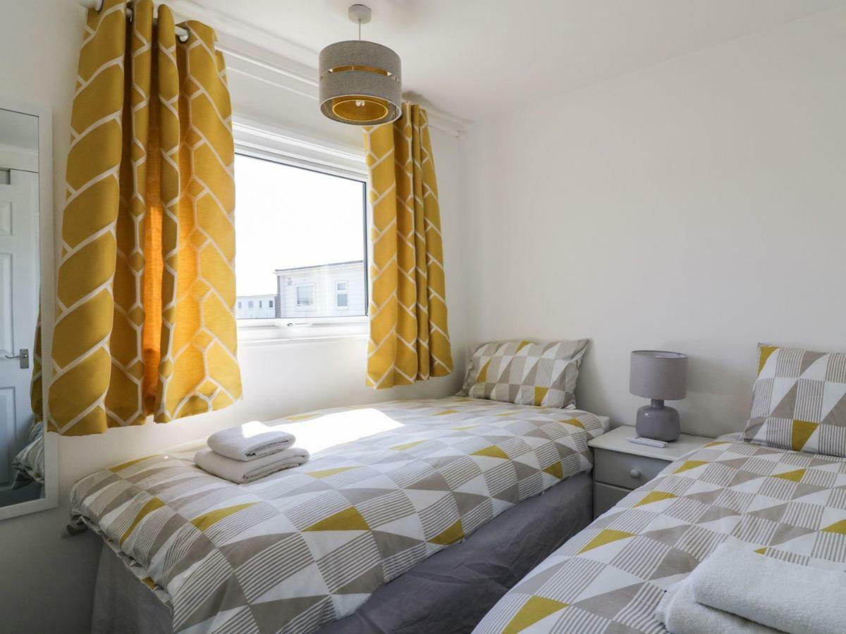 Sunbeach Chalets Great Yarmouth Bagian luar foto